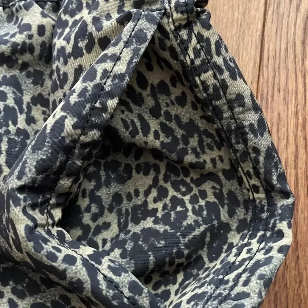 Ksubi Cheetah Print Swim Trunks Shorts Men’s Sz Large